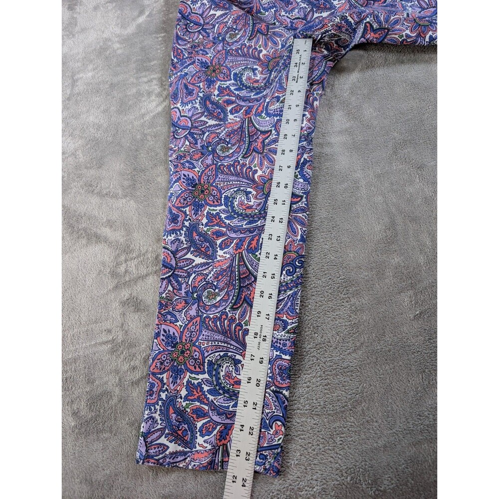 Isaac Mizrahi Live Pants Womens 8P Purple Paisley Crop Pull On Stretch Capri - Picture 9 of 10